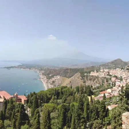 Casa Ortensia Holiday home Santa Teresa Di Riva